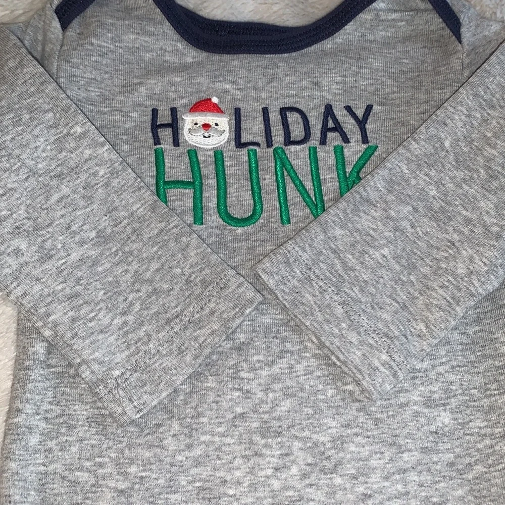 Carter’s Holiday Hunk Gray Onesie One-piece 6m EUC